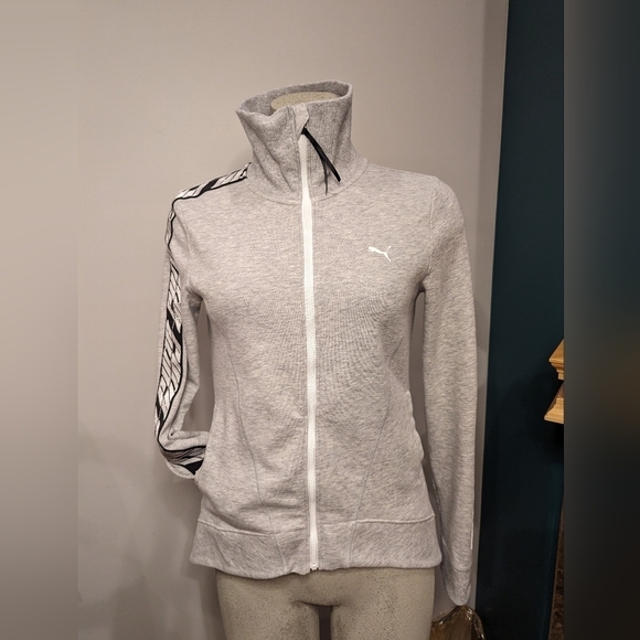 Puma zip up track jacket New without tags Ladies XS - Picture 11 of 12
